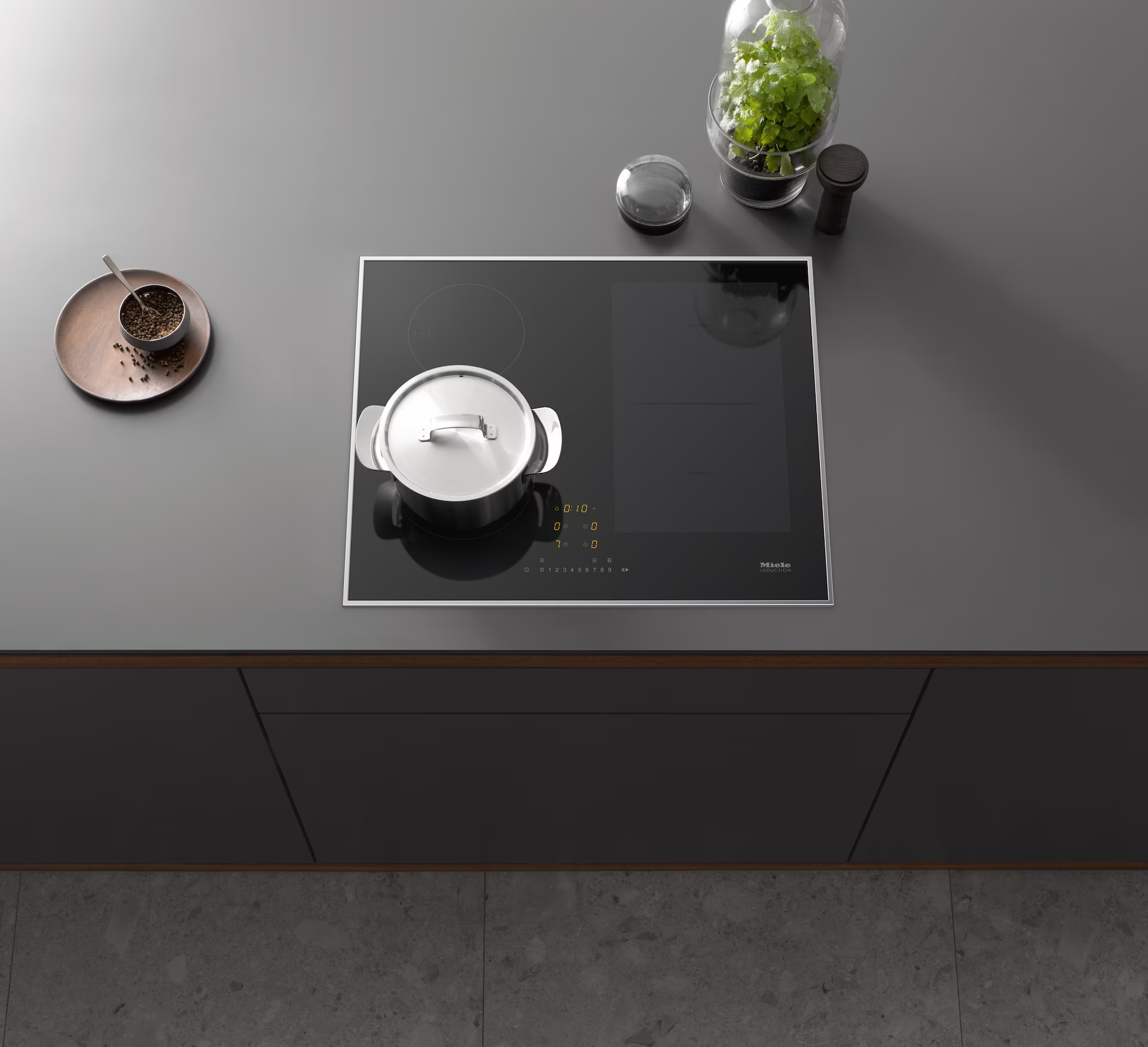 Bignotti-Interni-Miele-piano-cottura-induzione